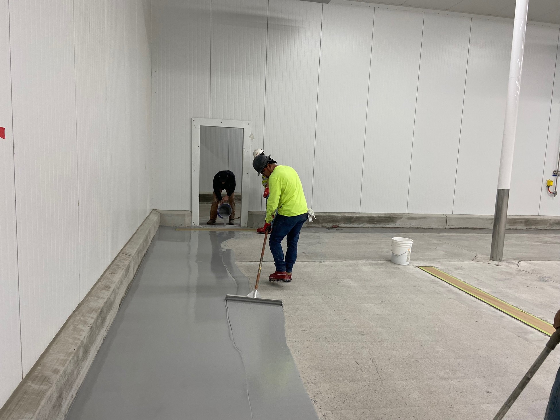 Epoxy Wall Coatings: A Specification Guide for Industrial and Commercial Facilities — Peckham Coatings